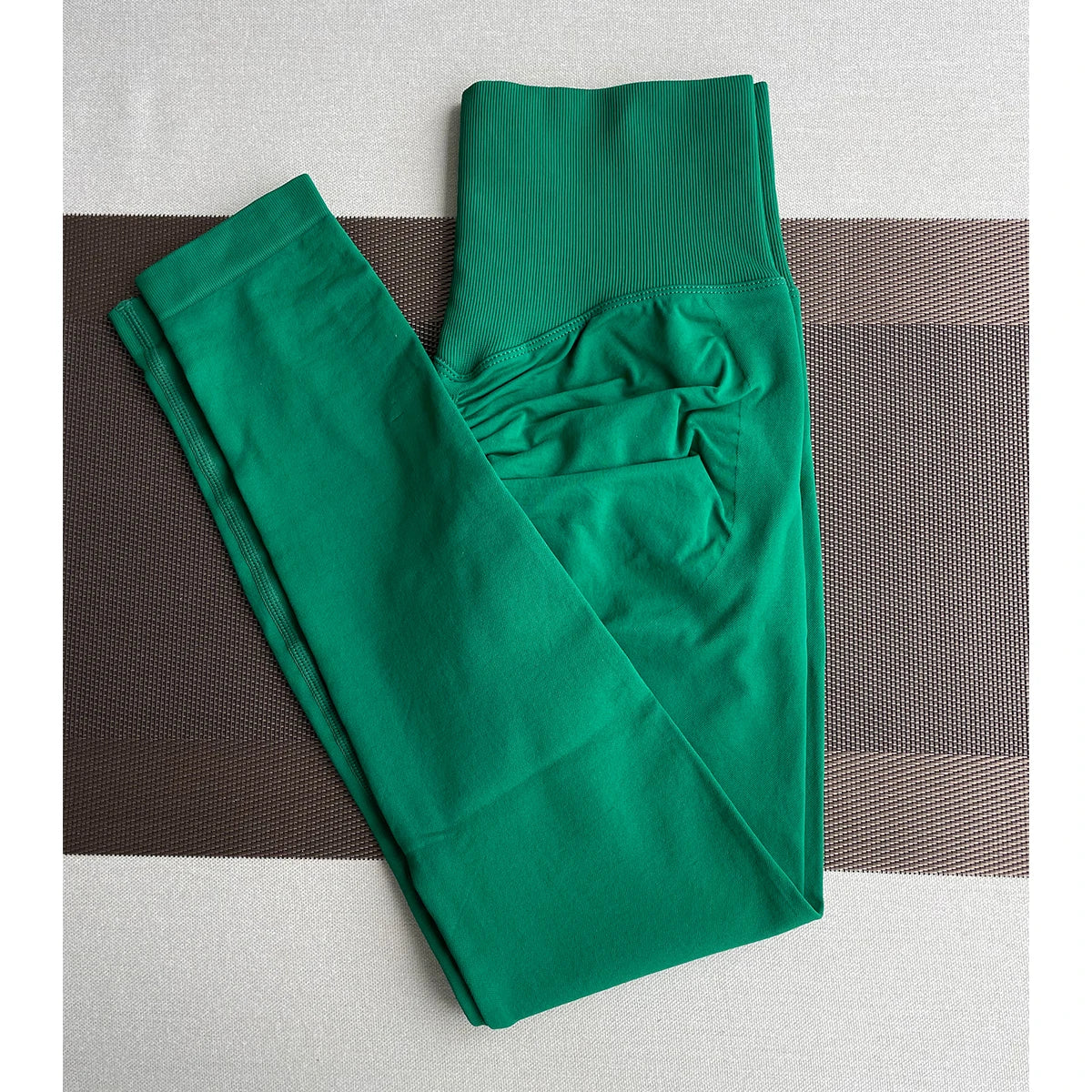 High Waist Yoga Leggings โ Seamless & Butt-Lifting