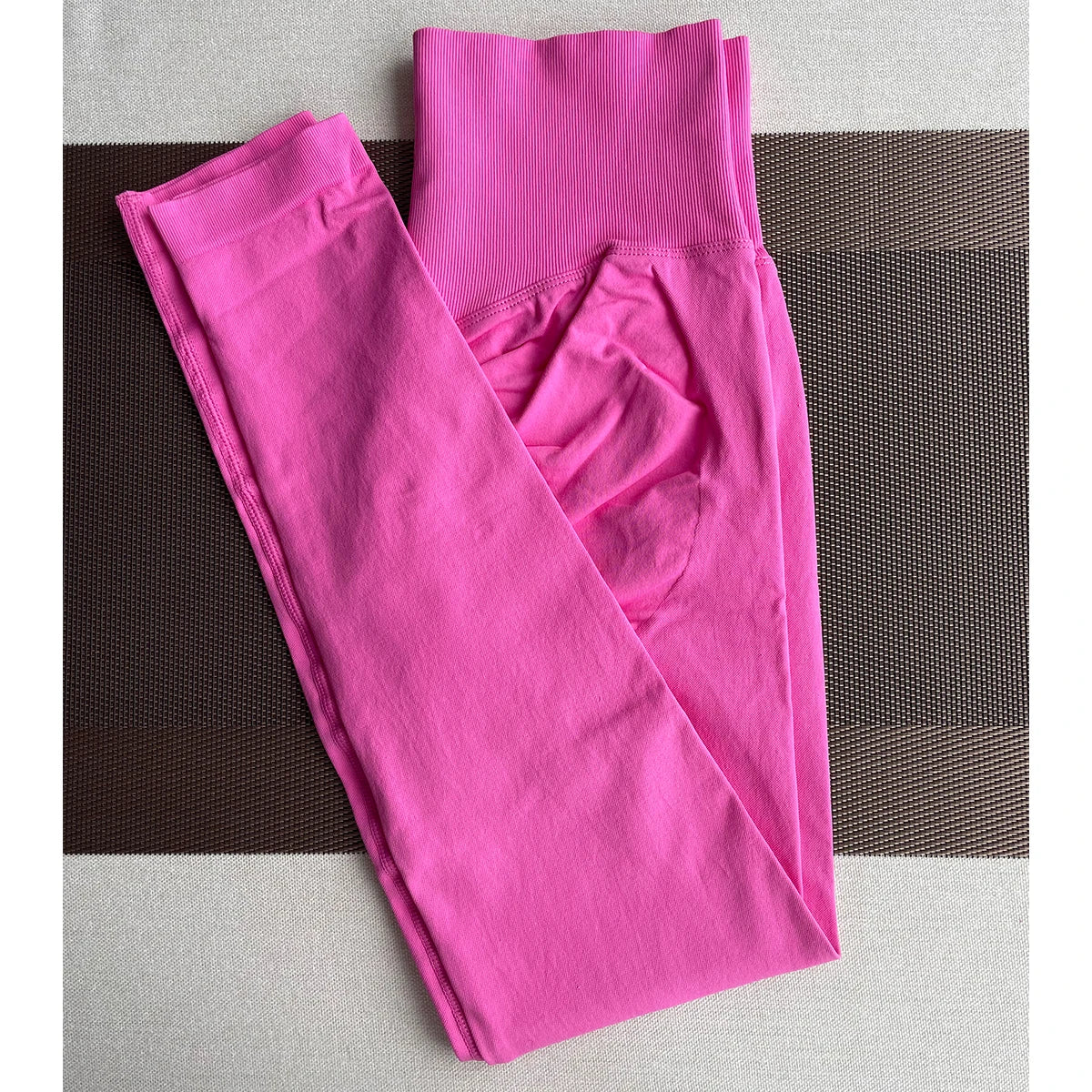 High Waist Yoga Leggings โ Seamless & Butt-Lifting