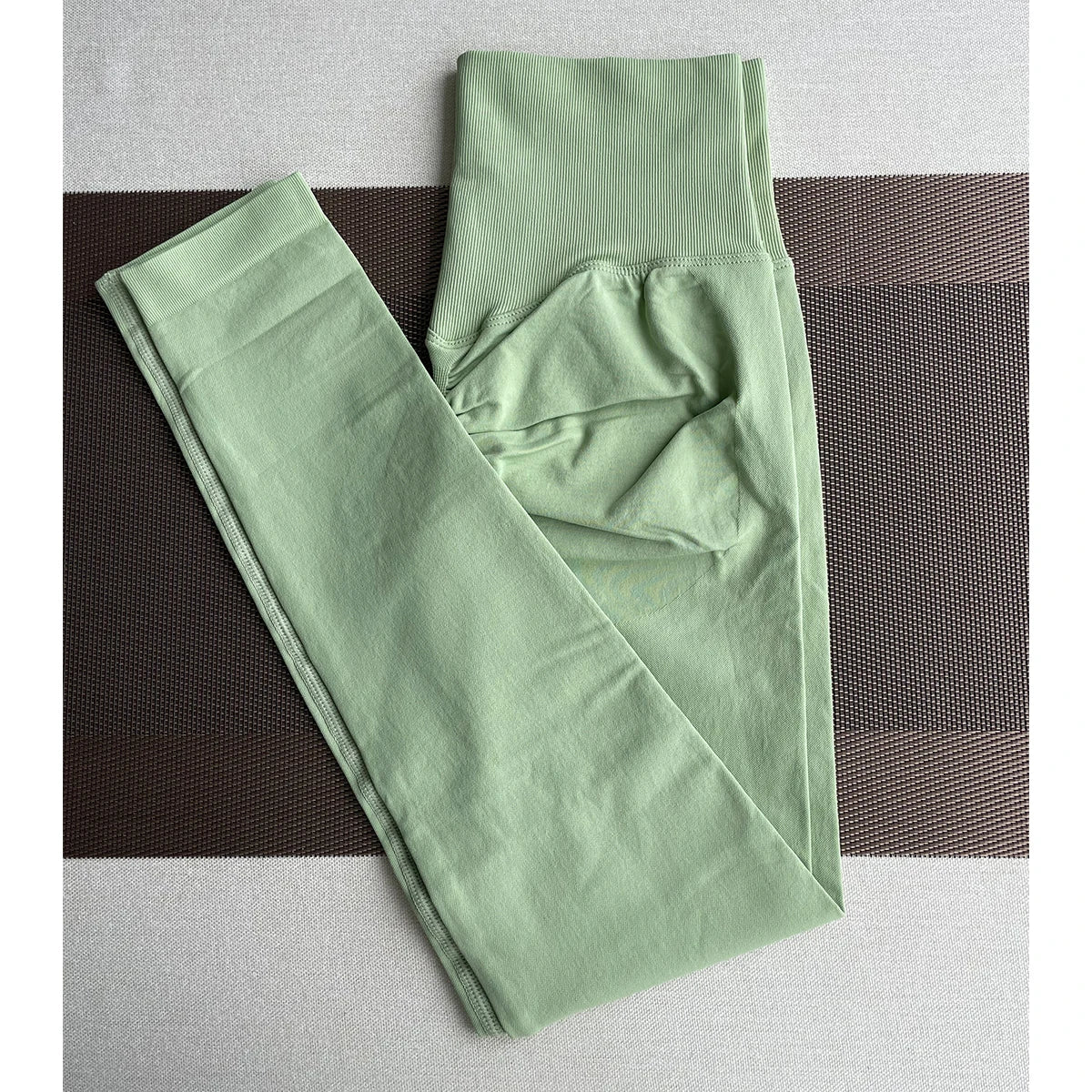 High Waist Yoga Leggings โ Seamless & Butt-Lifting