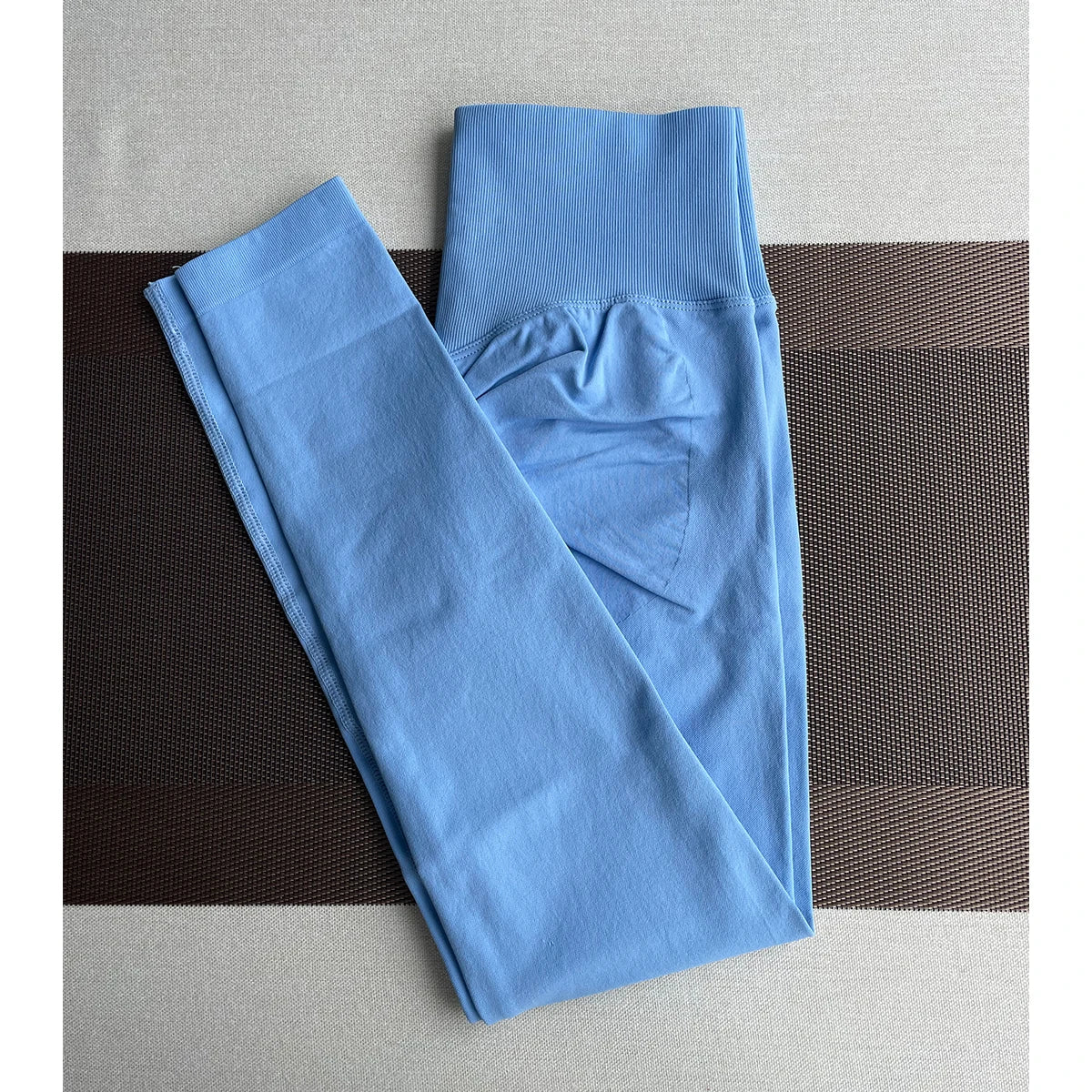 High Waist Yoga Leggings โ Seamless & Butt-Lifting