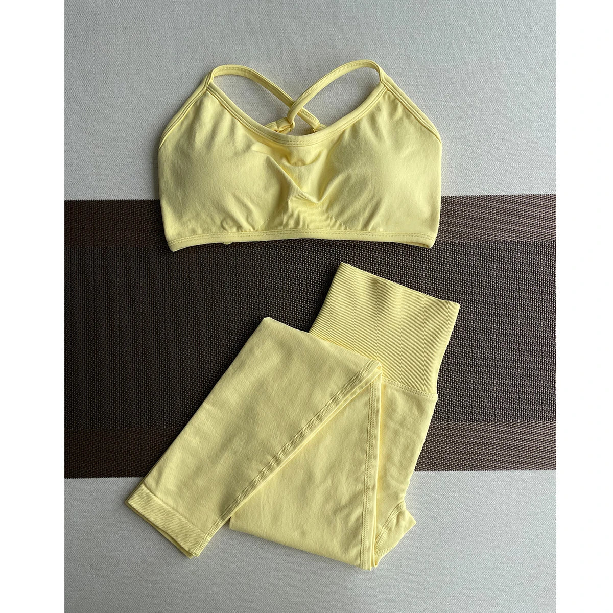 High Waist Yoga Leggings – Seamless & Butt-Lifting