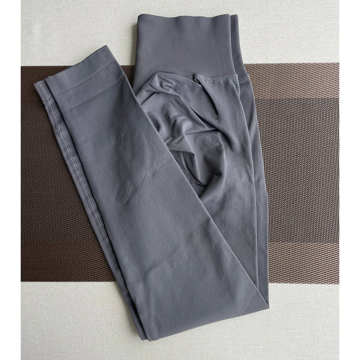 High Waist Yoga Leggings – Seamless & Butt-Lifting